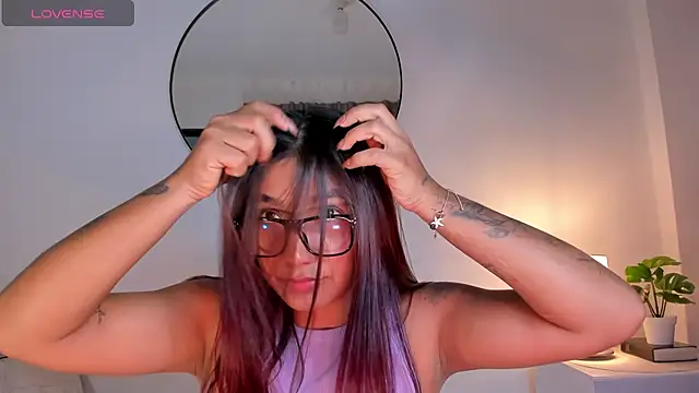 martina roldam online show from February 25, 11:41 am