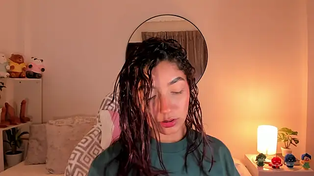 martina roldam online show from March 18, 12:38 am