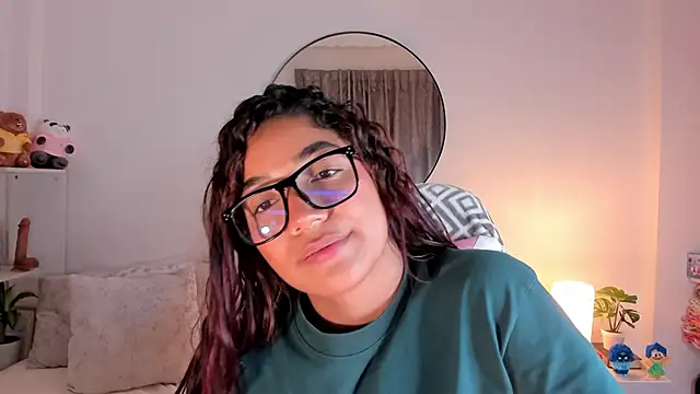 martina roldam online show from March 18, 3:42 am