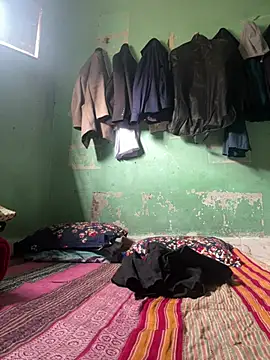 GildanK18 online show from January 13, 6:08 am