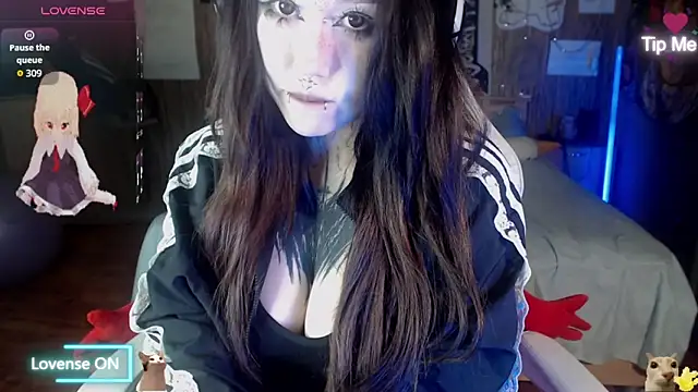 chloe crystall killer online show from May 22, 2:44 pm