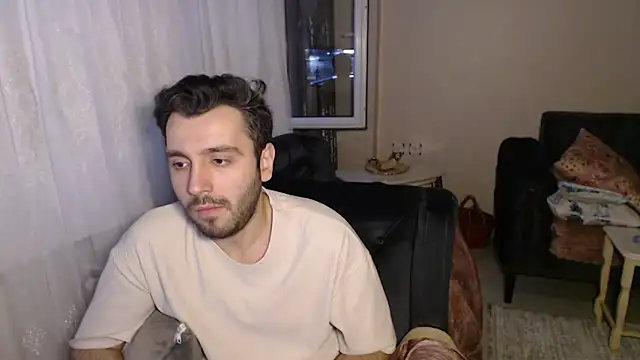 handsomeee04 online show from May 31, 5:42 pm