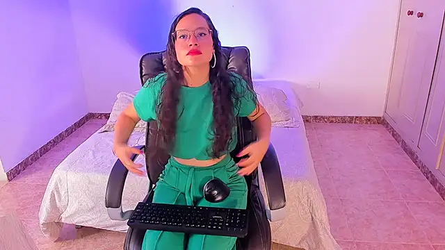 emmaTorres1 online show from January 21, 2:26 pm