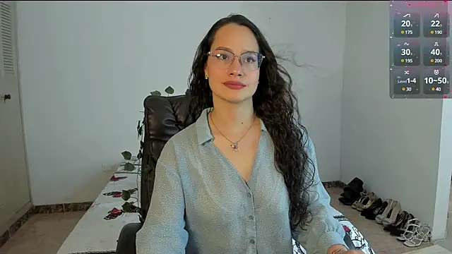 emmaTorres1 online show from March 18, 8:48 pm