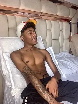 Boy cock18 online show from January 31, 3:33 pm