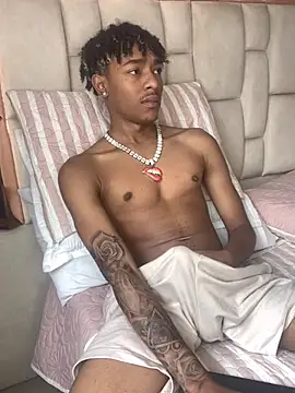 Boy cock18 online show from February 7, 5:18 pm