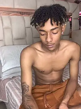 Boy cock18 online show from February 10, 1:57 am