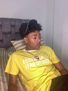 Boy cock18 online show from March 23, 8:04 am