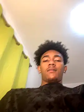 Boy cock18 online show from November 30, 9:46 am