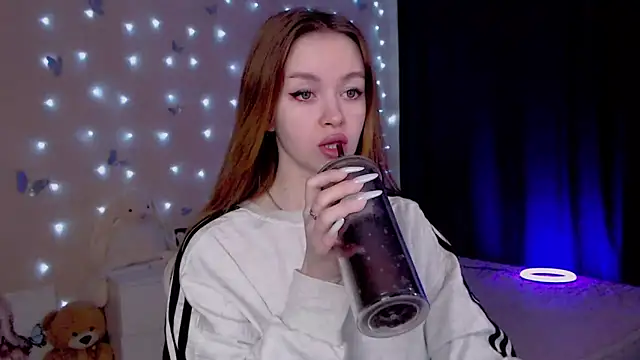 Snapshot of Naughty_Mable chatting on February 17, 1:13 am Naughty Mable online show from February 17, 1:13 am