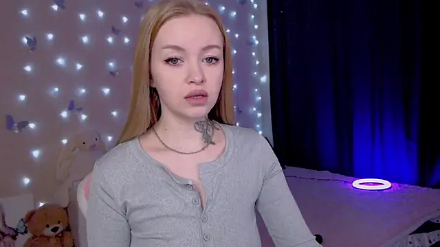 Snapshot of Naughty_Mable chatting on February 25, 1:15 am Naughty Mable online show from February 25, 1:15 am