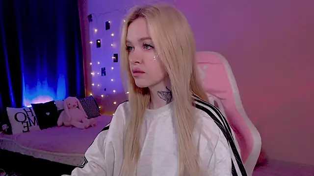 Naughty Mable online show from May 14, 1:01 am