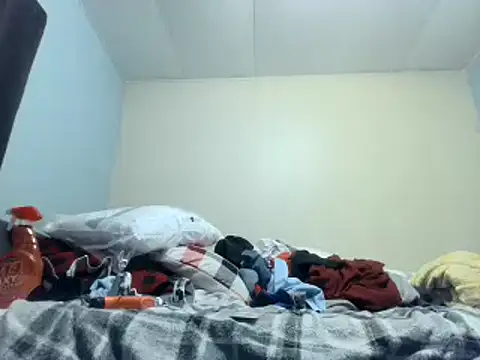 party51502 online show from March 1, 6:24 am