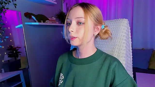 Snapshot of forget_me_not_eve chatting on January 22, 11:45 am forget me not eve online show from January 22, 11:45 am