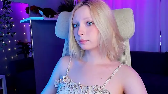 Snapshot of forget_me_not_eve chatting on March 11, 12:39 pm forget me not eve online show from March 11, 12:39 pm