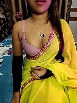 Little  Lia online show from March 12, 3:40 pm