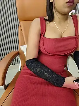 Little  Lia online show from June 6, 4:55 pm