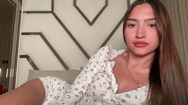 Snapshot of MilenaMilven chatting on October 23, 5:55 pm MilenaMilven online show from October 23, 5:55 pm