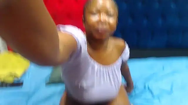 EROTIC BARBIE28 online show from March 5, 7:06 pm