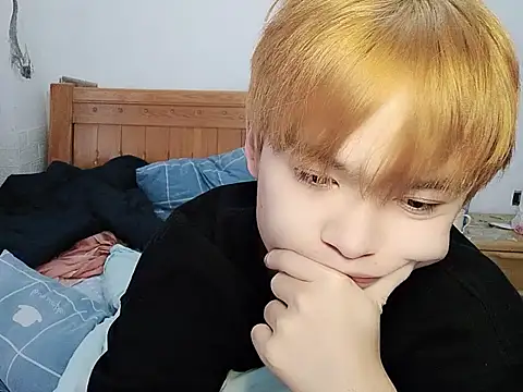 DOUMI98 online show from December 17, 2:17 am