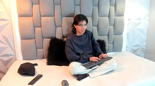 andy dan18 online show from February 11, 2:46 pm