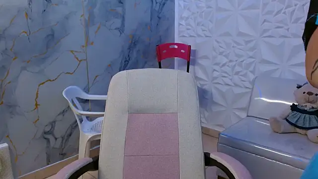 andy dan18 online show from April 1, 8:28 pm