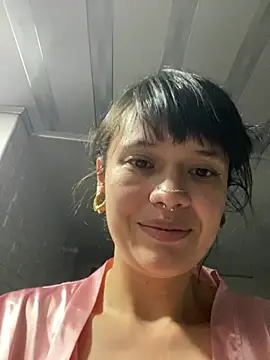 Snapshot of rousstattoo chatting on January 21, 9:24 am rousstattoo online show from January 21, 9:24 am