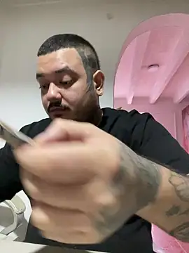 El Titan1998 online show from March 10, 1:21 pm