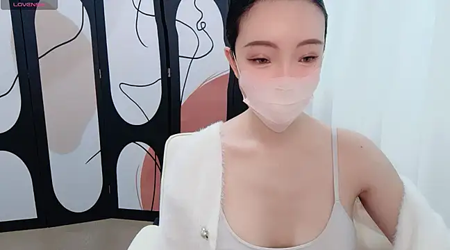 Lucky-kaka999 online show from December 25, 2:46 am