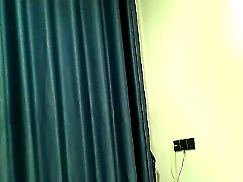 Snapshot of quijing chatting on December 24, 3:47 pm quijing online show from December 24, 3:47 pm