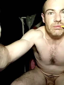 Snapshot of Eddyfrancis87 chatting on November 22, 5:39 am Eddyfrancis87 online show from November 22, 5:39 am