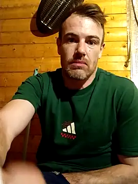 Snapshot of Eddyfrancis87 chatting on March 4, 12:05 am Eddyfrancis87 online show from March 4, 12:05 am