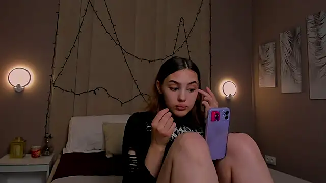 AngelicaKleee online show from September 16, 1:39 am