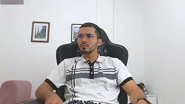 Massimoo 07 online show from December 4, 2:37 pm