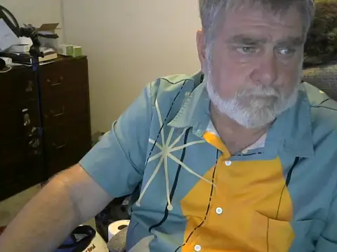 Snapshot of viejo_oso chatting on September 16, 3:07 am viejo oso online show from September 16, 3:07 am