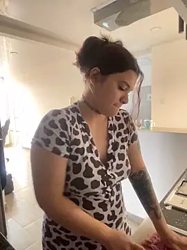 Snapshot of Sophia_cyrus11 chatting on January 5, 4:48 pm Sophia cyrus11 online show from January 5, 4:48 pm