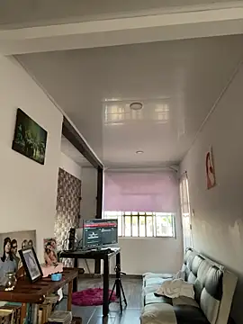 Snapshot of Sophia_cyrus11 chatting on November 7, 8:53 pm Sophia cyrus11 online show from November 7, 8:53 pm