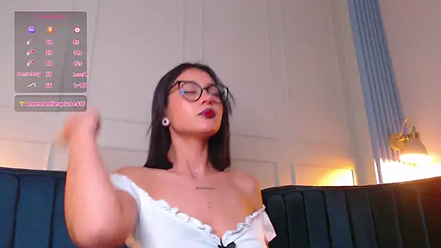 Snapshot of Abbydreams_ chatting on February 6, 10:53 pm Abbydreams online show from February 6, 10:53 pm