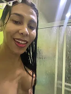 Ebonyxprincess  online show from October 13, 8:20 pm