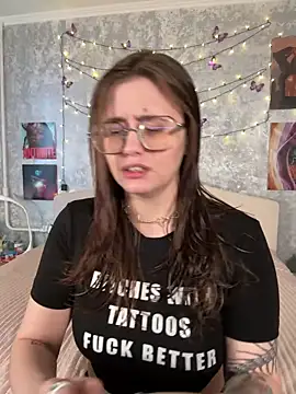 Sabrina shells online show from December 4, 9:29 am