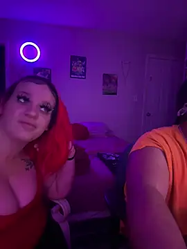 cloudy couple444 online show from March 8, 8:11 am