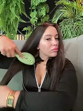 AndreaMood online show from March 6, 7:14 am