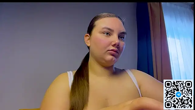 Snapshot of Dreamyblushfairy chatting on June 3, 7:22 am Dreamyblushfairy online show from June 3, 7:22 am