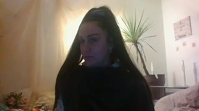 Snapshot of BELLAMORGANE1 chatting on February 7, 1:11 pm BELLAMORGANE1 online show from February 7, 1:11 pm