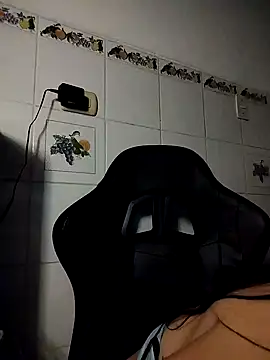 Snapshot of StarSex22 chatting on December 29, 8:00 am StarSex22 online show from December 29, 8:00 am