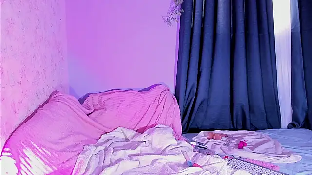 Snapshot of NattSumi chatting on December 20, 2:24 pm NattSumi online show from December 20, 2:24 pm