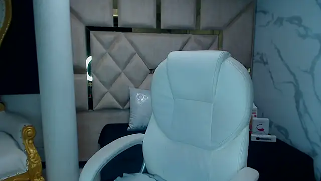 IsabellRodriguez18 online show from March 9, 11:36 am