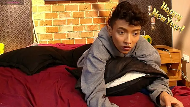 Snapshot of AntonAndSofii chatting on January 6, 10:57 am AntonAndSofii online show from January 6, 10:57 am