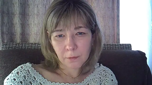 EllaJohnsonX online show from January 4, 7:55 am