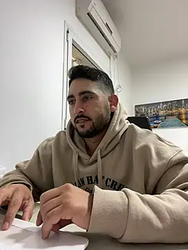 Snapshot of luffykingofpirets chatting on January 11, 7:28 am luffykingofpirets online show from January 11, 7:28 am